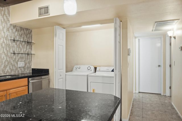 8080 E Speedway Blvd Unit 703, Tucson, AZ 85710