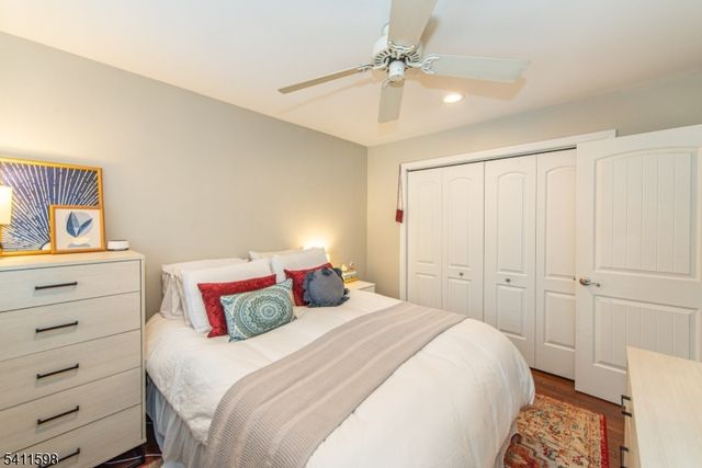 312 Idalroy Trl, Hopatcong Boro, NJ 07843