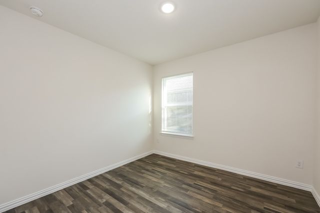 3111 Mcdermott Avenue, Dallas, TX 75215