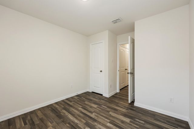 3111 Mcdermott Avenue, Dallas, TX 75215