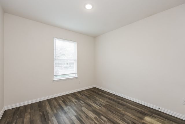 3111 Mcdermott Avenue, Dallas, TX 75215