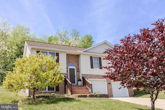 103 MUMMERT CIR, Winchester, VA 22601