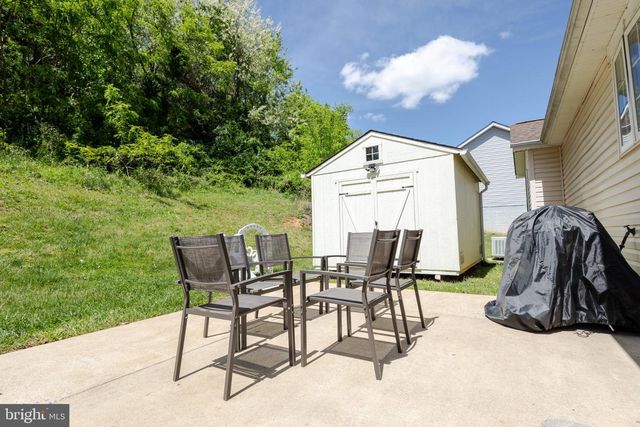 103 MUMMERT CIR, Winchester, VA 22601