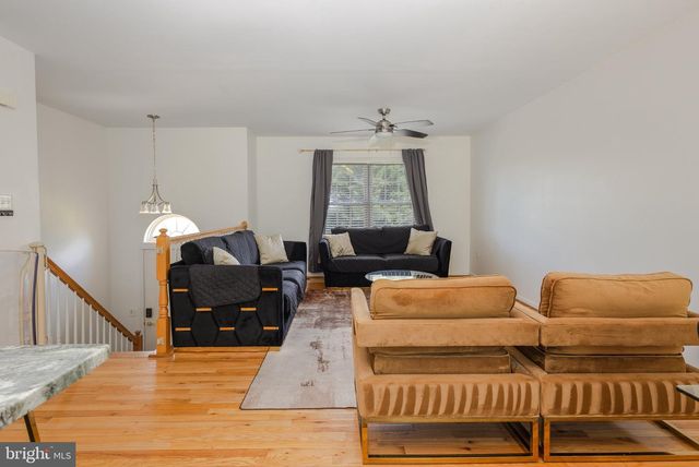 103 MUMMERT CIR, Winchester, VA 22601