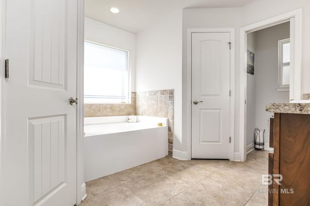 3109 Pine Wood Circle, Lillian, AL 36549