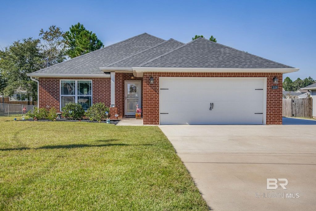3109 Pine Wood Circle, Lillian, AL 36549