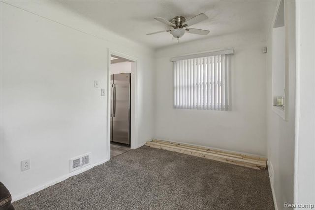 28611 Parkwood Street, Inkster, MI 48141