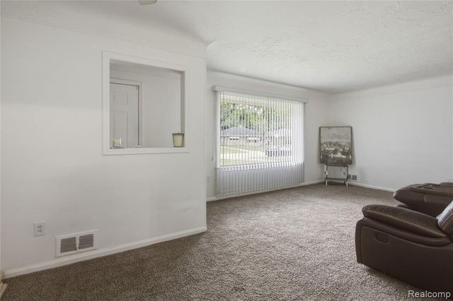 28611 Parkwood Street, Inkster, MI 48141