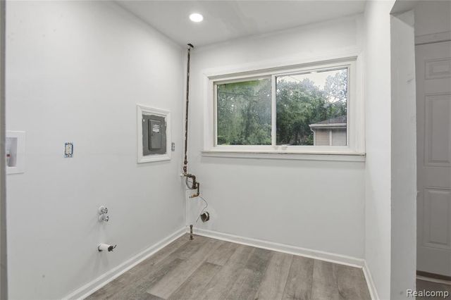 28611 Parkwood Street, Inkster, MI 48141