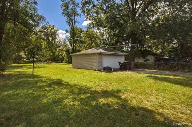 28611 Parkwood Street, Inkster, MI 48141