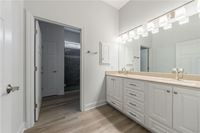 4215 Greystone Drive, St Joseph, MO 64505