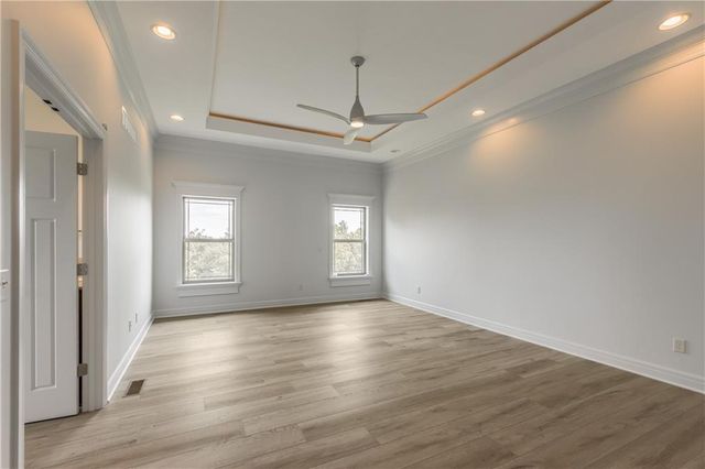 4215 Greystone Drive, St Joseph, MO 64505