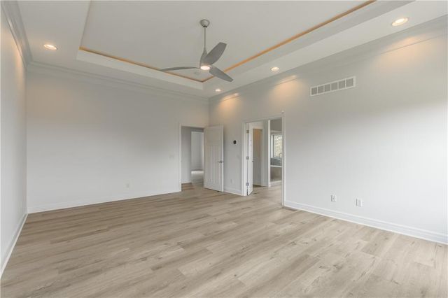 4215 Greystone Drive, St Joseph, MO 64505