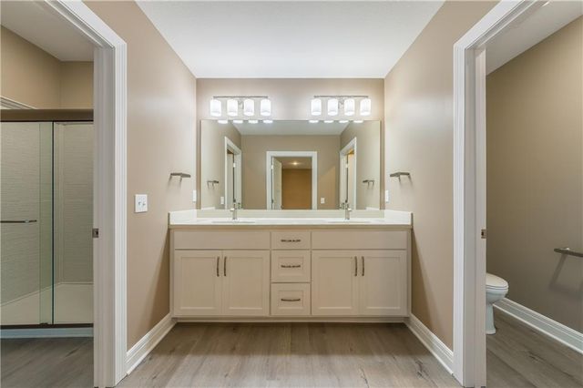 4215 Greystone Drive, St Joseph, MO 64505