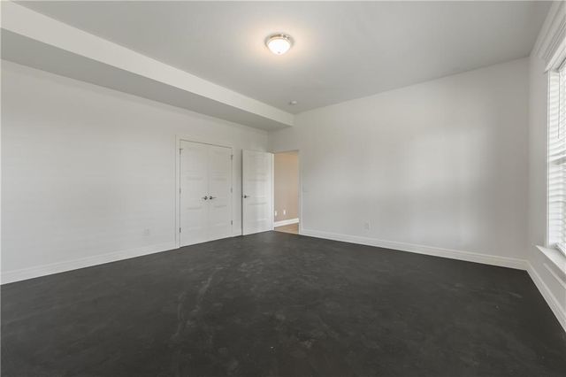 4215 Greystone Drive, St Joseph, MO 64505