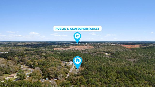 2517 Sunset Drive, Crestview, FL 32536