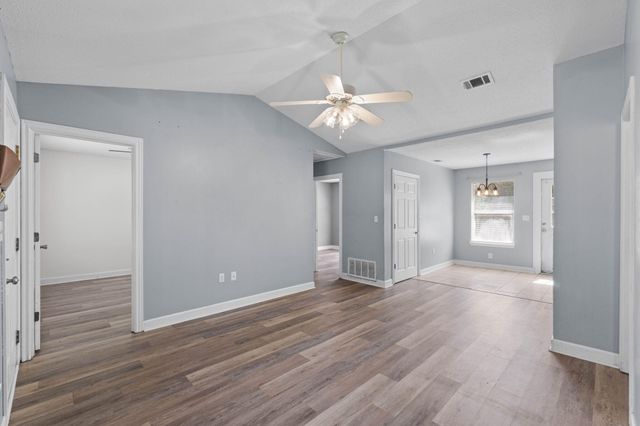 2517 Sunset Drive, Crestview, FL 32536