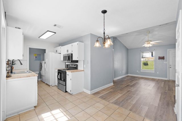 2517 Sunset Drive, Crestview, FL 32536