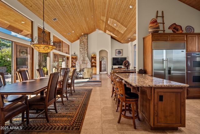 220 CRYSTAL SKY Drive, Sedona, AZ 86351