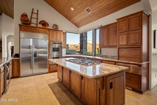 220 CRYSTAL SKY Drive, Sedona, AZ 86351