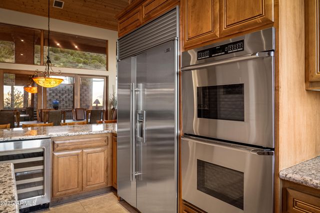 220 CRYSTAL SKY Drive, Sedona, AZ 86351