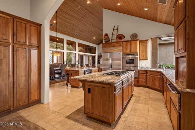 220 CRYSTAL SKY Drive, Sedona, AZ 86351