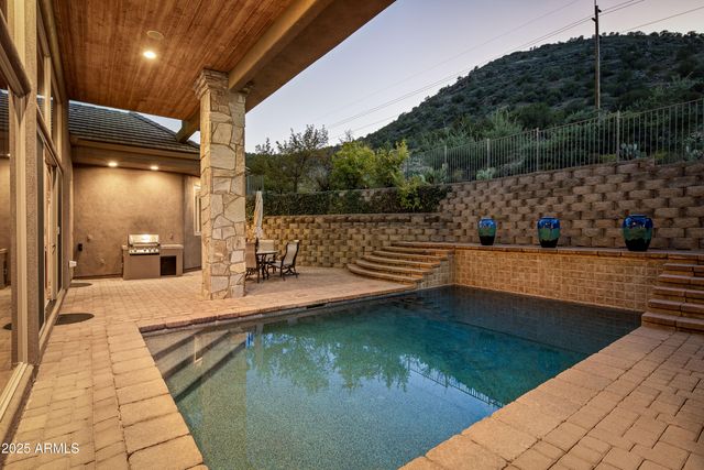 220 CRYSTAL SKY Drive, Sedona, AZ 86351