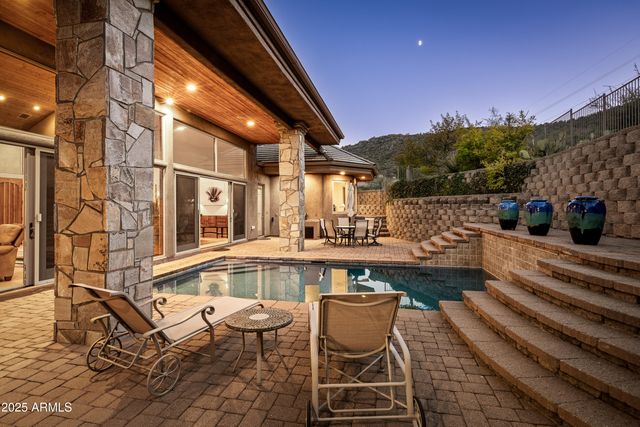 220 CRYSTAL SKY Drive, Sedona, AZ 86351