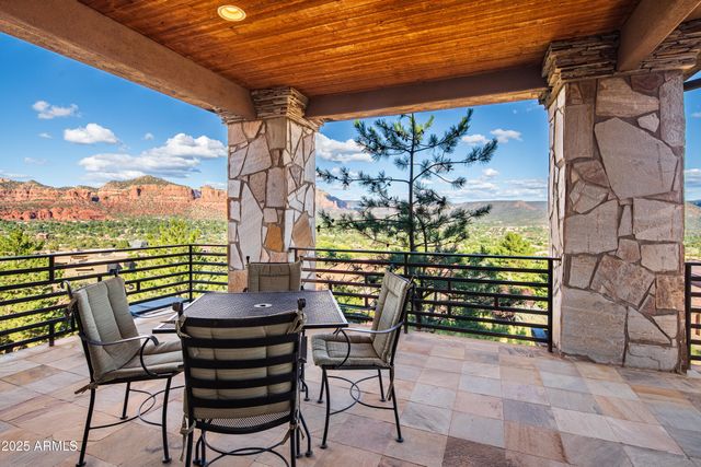 220 CRYSTAL SKY Drive, Sedona, AZ 86351
