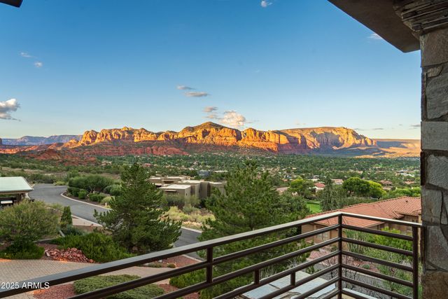 220 CRYSTAL SKY Drive, Sedona, AZ 86351