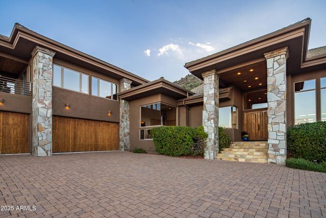 220 CRYSTAL SKY Drive, Sedona, AZ 86351