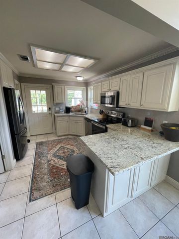 24585 Fair Weather Dr, Denham Springs, LA 70726