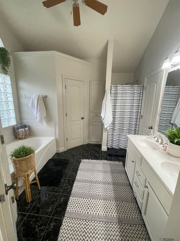 24585 Fair Weather Dr, Denham Springs, LA 70726