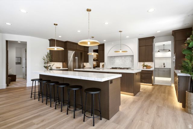 1056 N WIZARD HTS, Kaysville, UT 84037