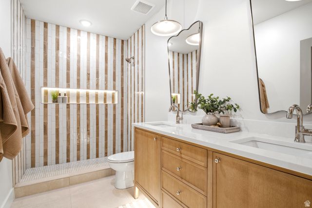 1056 N WIZARD HTS, Kaysville, UT 84037