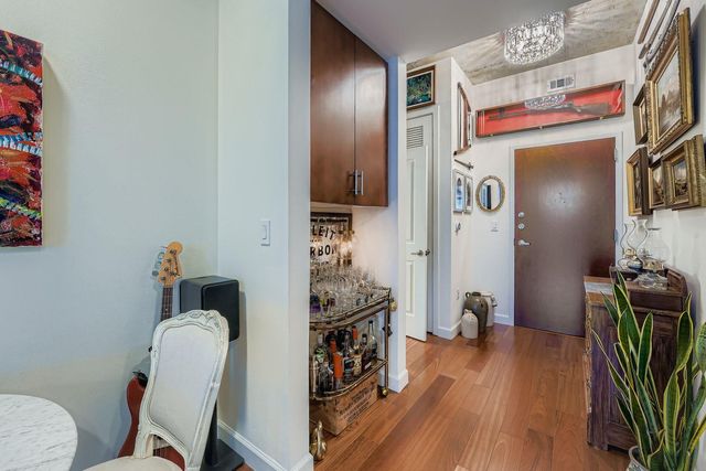 360 Nueces ST 1507, Austin, TX 78701