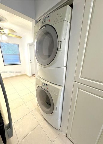 9120 NW 40th St 18, Coral Springs, FL 33065