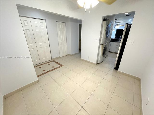 9120 NW 40th St 18, Coral Springs, FL 33065