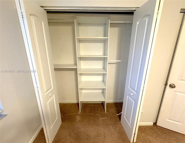 9120 NW 40th St 18, Coral Springs, FL 33065