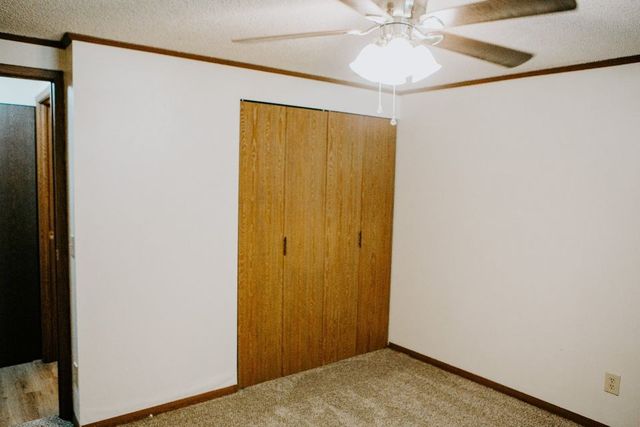 2421 Madison St Apt 52, Clarksville, TN 37043