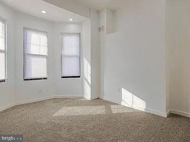 913 S YEWDALL ST, Philadelphia, PA 19143