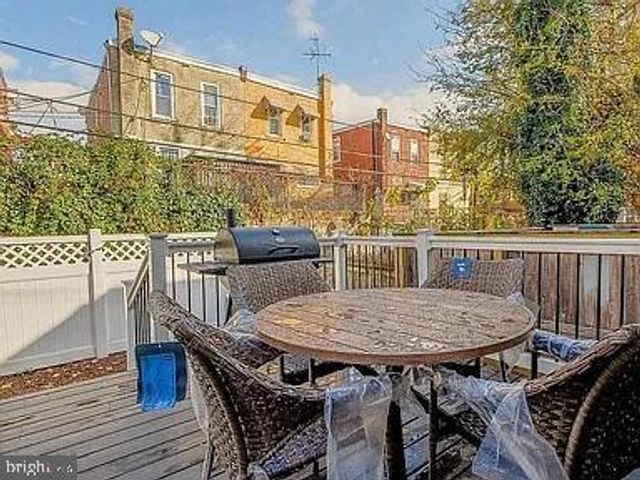 913 S YEWDALL ST, Philadelphia, PA 19143