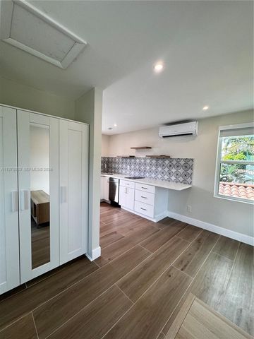 2855 Royal Palm Ave 6, Miami Beach, FL 33140