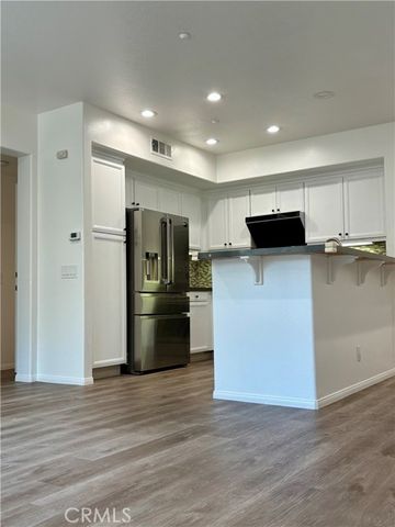 384 Quail, Irvine, CA 92603