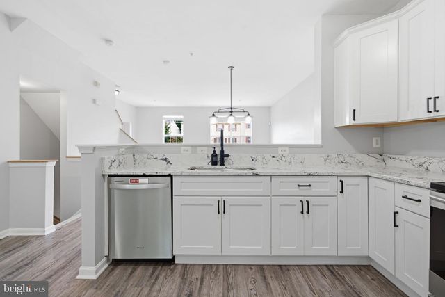 6821 SANCTUARY CT, Elkridge, MD 21075
