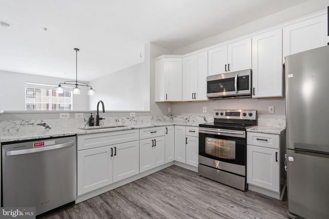6821 SANCTUARY CT, Elkridge, MD 21075