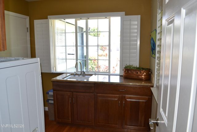1848 Bougainvillea Drive, Minden, NV 89423