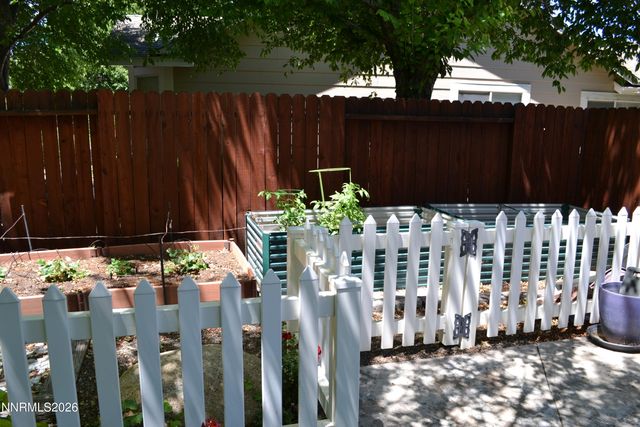 1848 Bougainvillea Drive, Minden, NV 89423