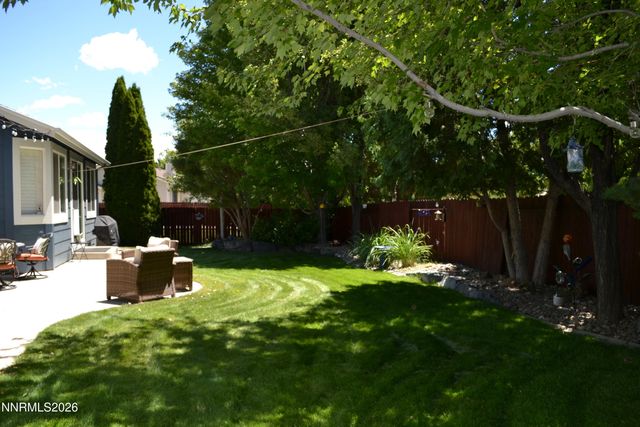 1848 Bougainvillea Drive, Minden, NV 89423