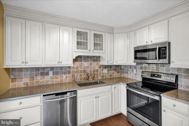 112 BROWN ST, Reading, PA 19606